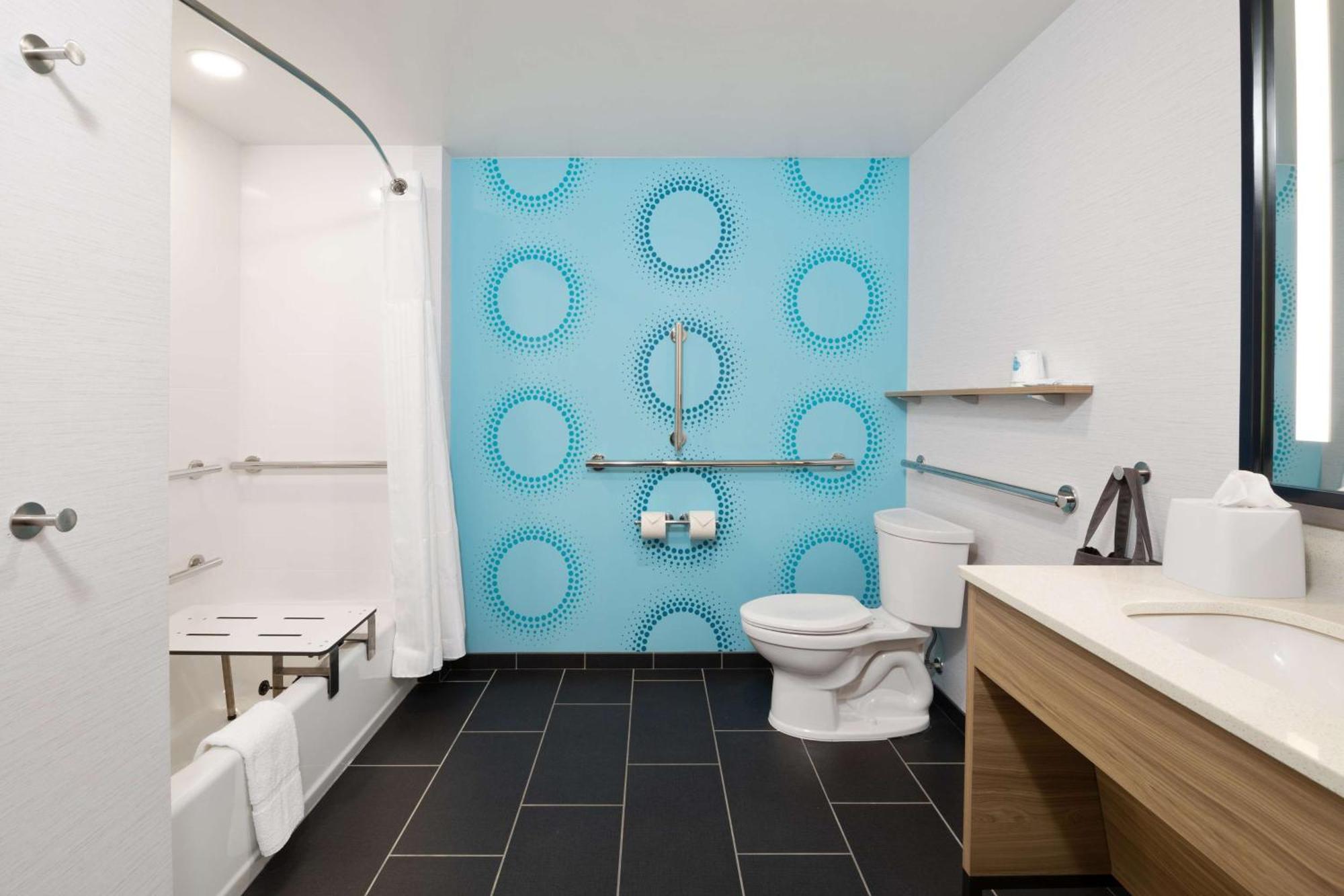 Tru By Hilton Sharonville, Oh Экстерьер фото