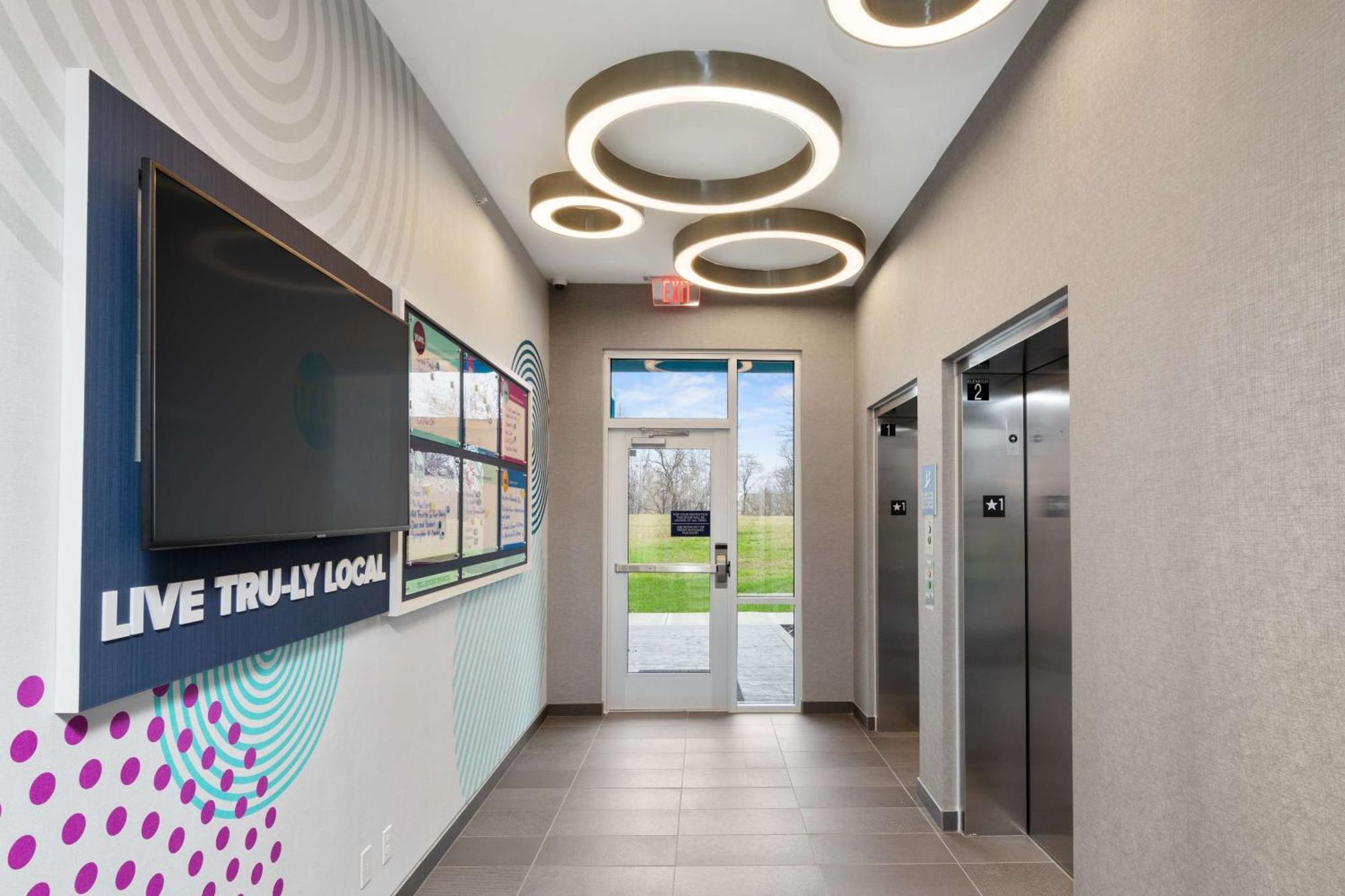 Tru By Hilton Sharonville, Oh Экстерьер фото